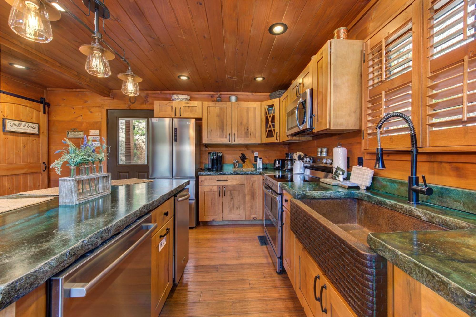 The Buckhorn By Stony Brook Cabins Gatlinburg Exteriör bild